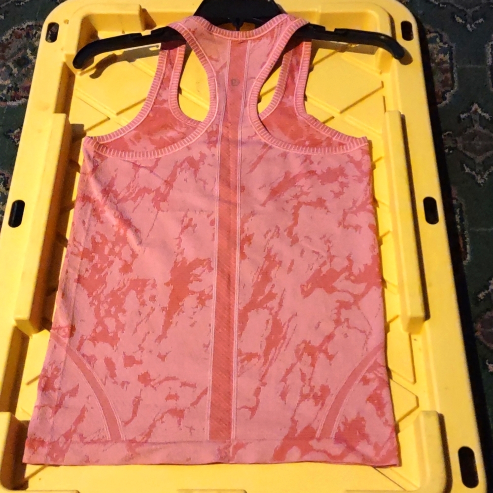 Lululemon Swiftly Tech Racerback - Picture 7 of 10
